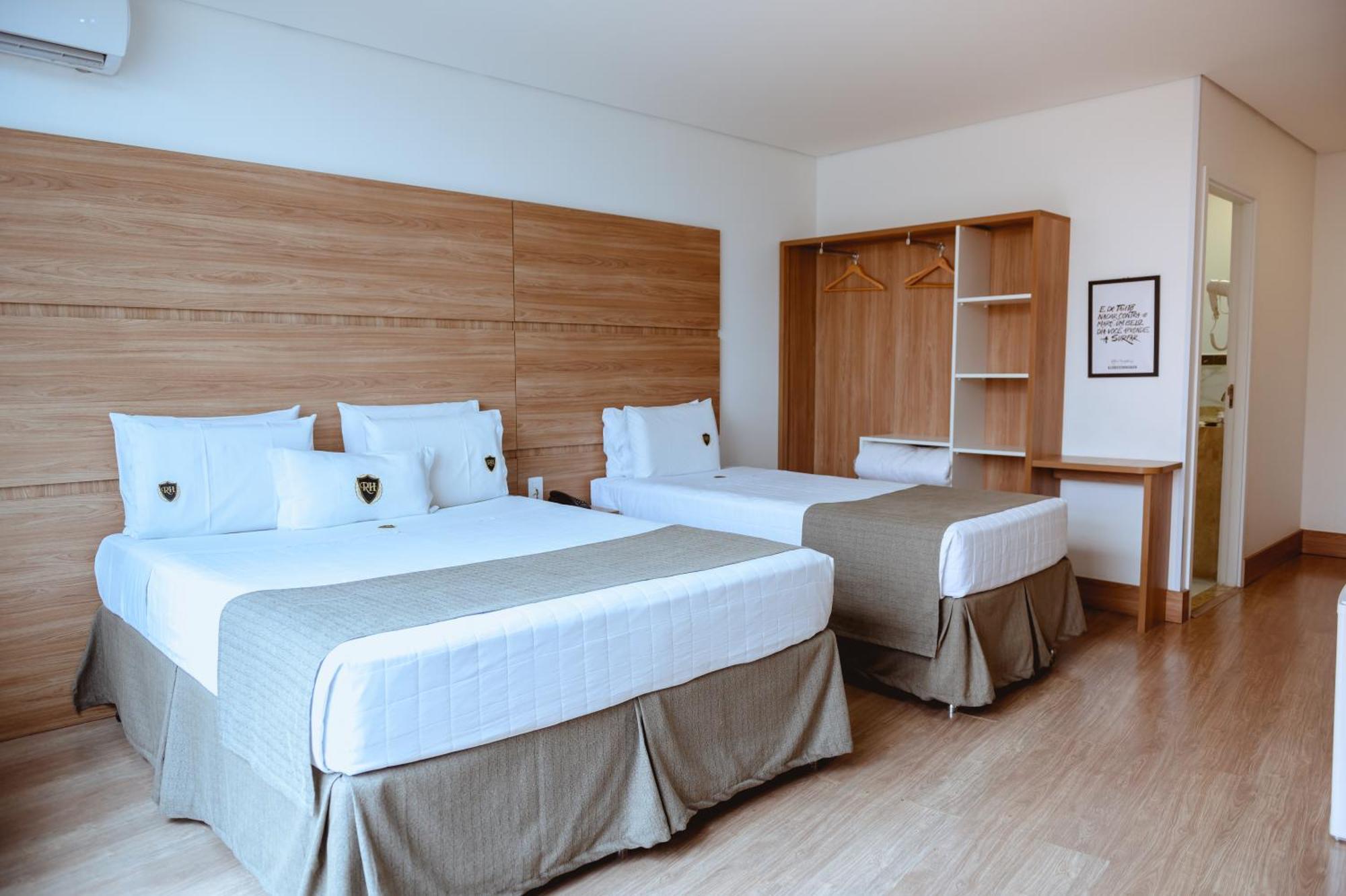 Riellis Center Hotel Botucatu Bagian luar foto