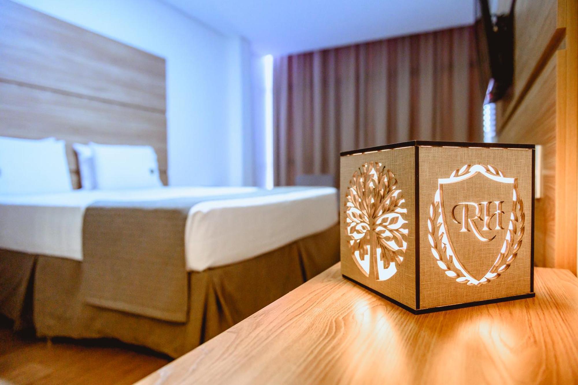 Riellis Center Hotel Botucatu Bagian luar foto