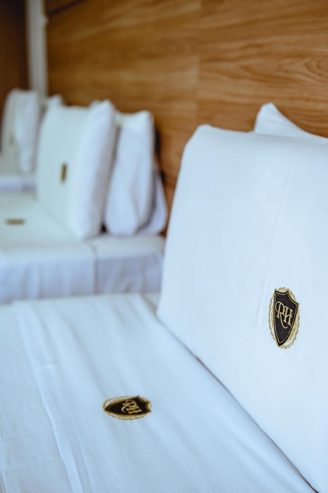 Riellis Center Hotel Botucatu Bagian luar foto