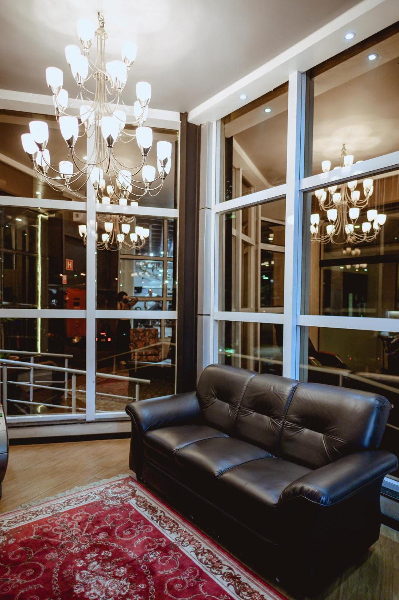 Riellis Center Hotel Botucatu Bagian luar foto