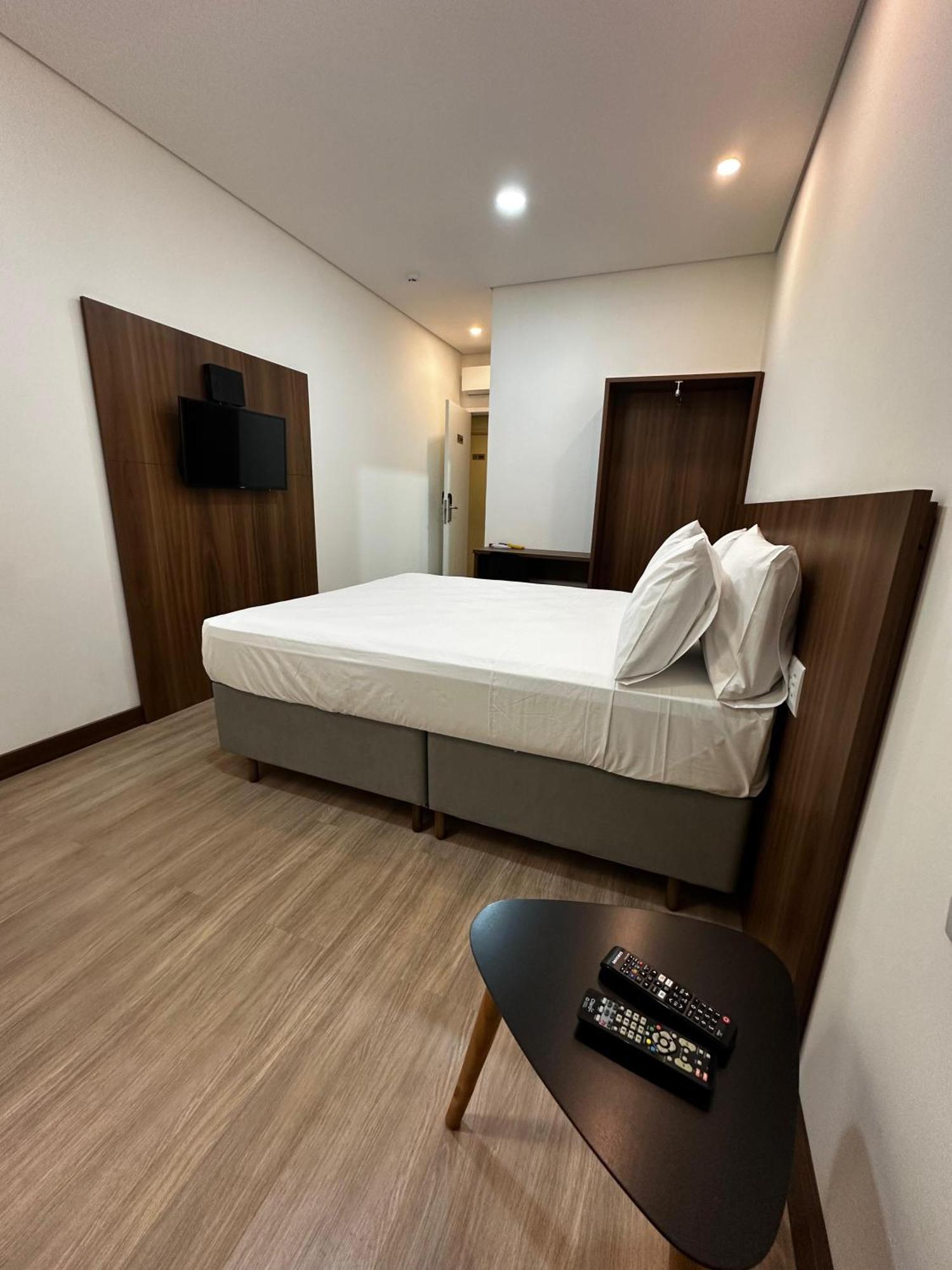 Riellis Center Hotel Botucatu Bagian luar foto